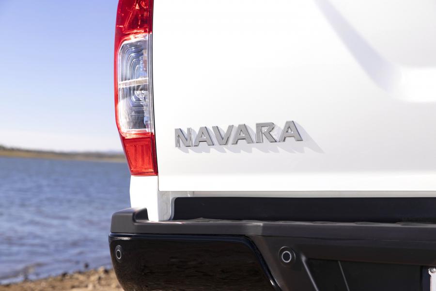 Логотип Nissan Navara N-Trek (D23) 2019 года  (AU) (фото 2 из 18)